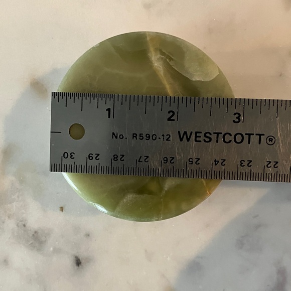 Green Onyx Decorative Trinket Box - Picture 10 of 11